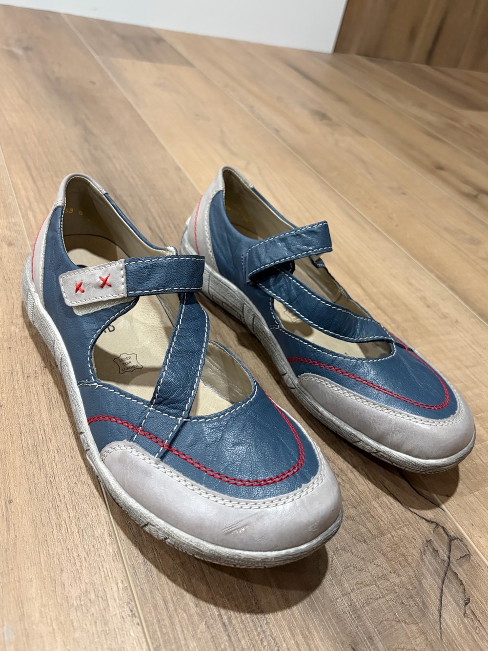 Remonte Leather Navy and Light Gray Mary Jane Shoes with Red Accents - size 40